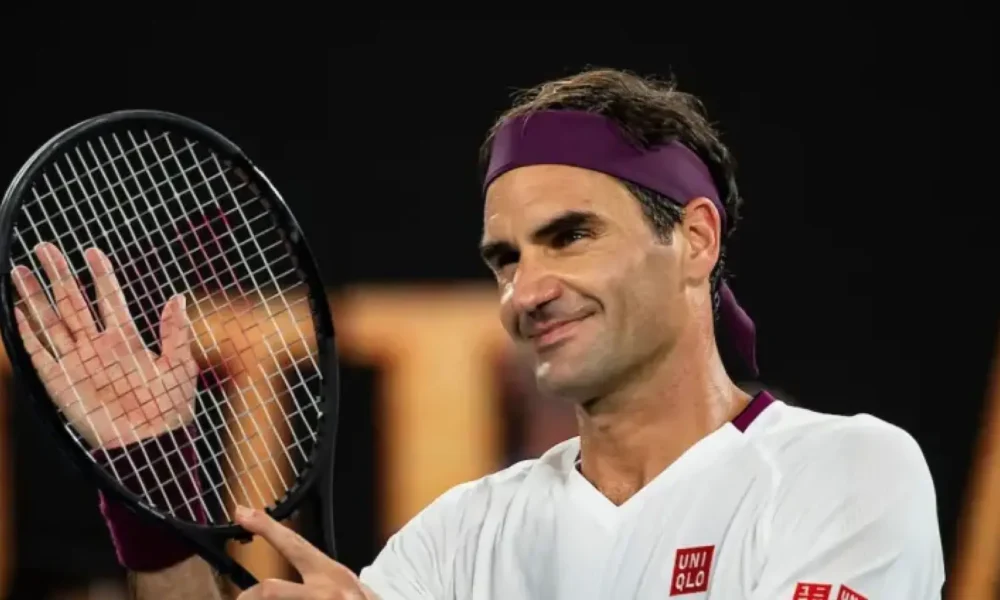Federer consigue su octavo título de Wimbledon y hace historia