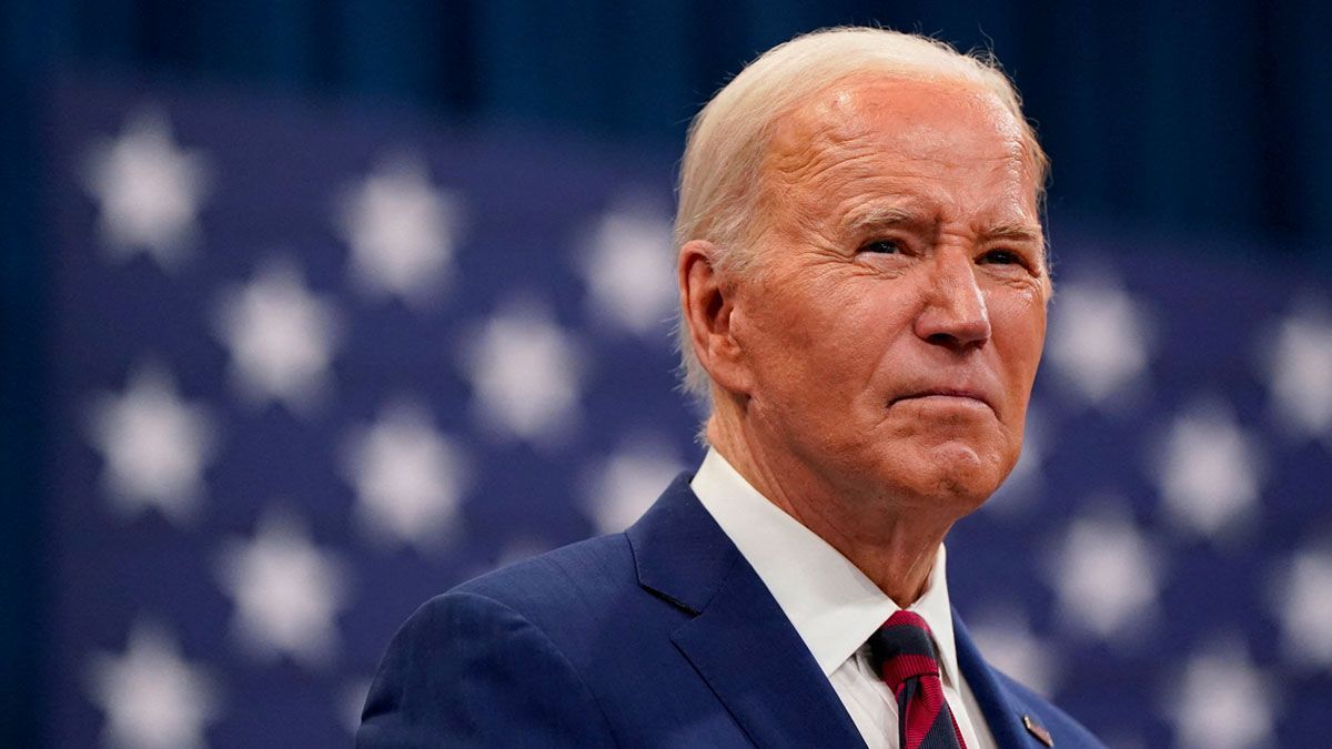Biden se niega a abandonar la carrera por la presidencia