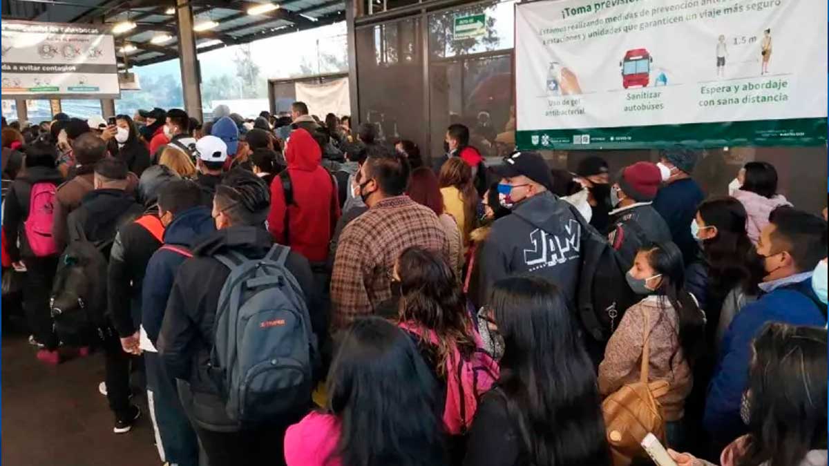 Caos en el Metro CDMX: retrasos y estaciones cerradas en cinco líneas