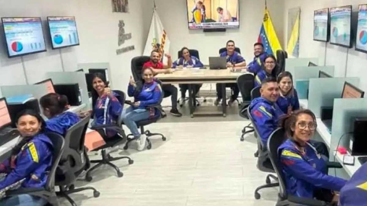 Acusan a CNE de falsificar actas electorales con la ayuda de China