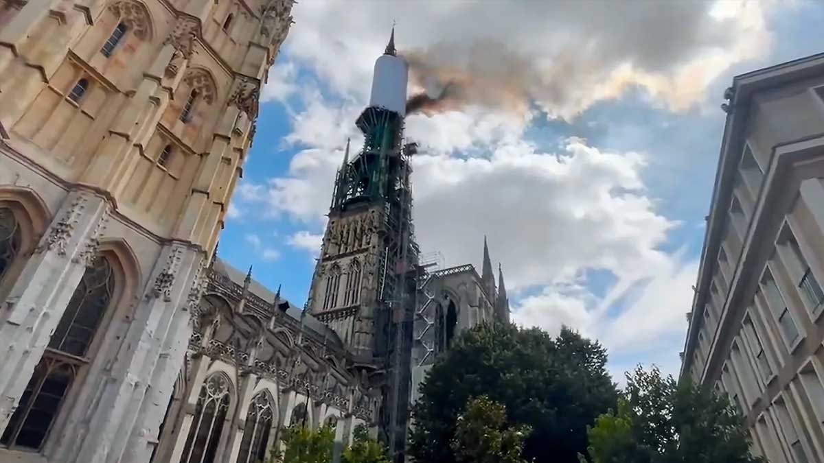 Incendio en Catedral de Rouen revive la pesadilla de Notre Dame