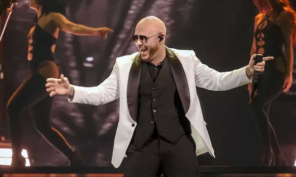 Pitbull actuará en Phoenix durante el medio tiempo de la WNBA