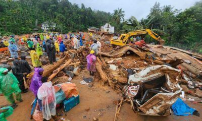 Tragedia en India deja 93 muertos y decenas atrapados por deslizamientos
