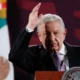AMLO alaba los medios independientes en un foro dependiente
