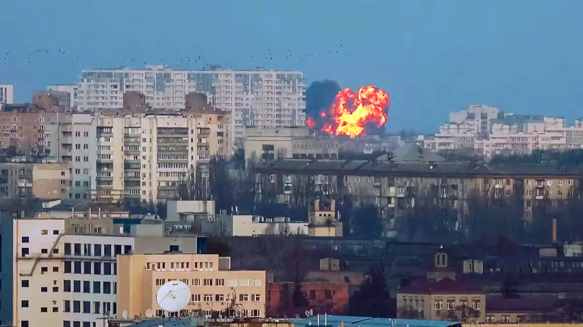 Rusia lanza más de 200 misiles y drones contra Ucrania en un bombardeo masivo