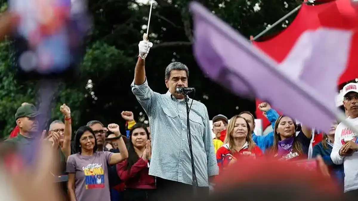 Cabello acusa a Machado del apagón en Venezuela y manipular a menores