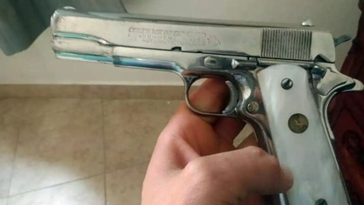Morena endurece la regulación de armas de fuego en México
