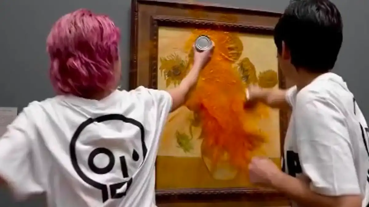 Just Stop Oil vuelve a vandalizar los Girasoles de Van Gogh