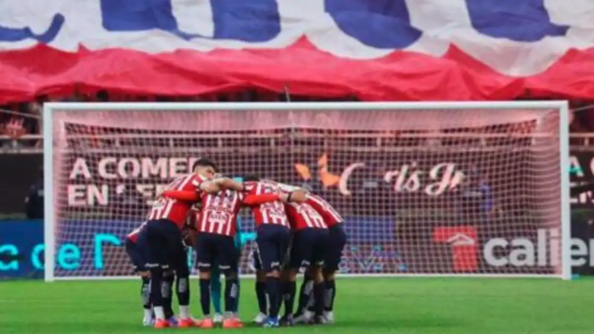Escándalo en Chivas: indisciplina, caos y directiva sin control