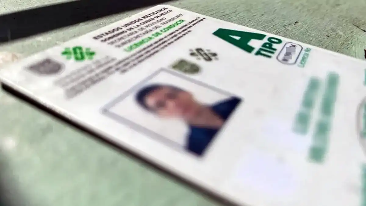 En noviembre iniciaría la expedición de licencia de conducir permanente