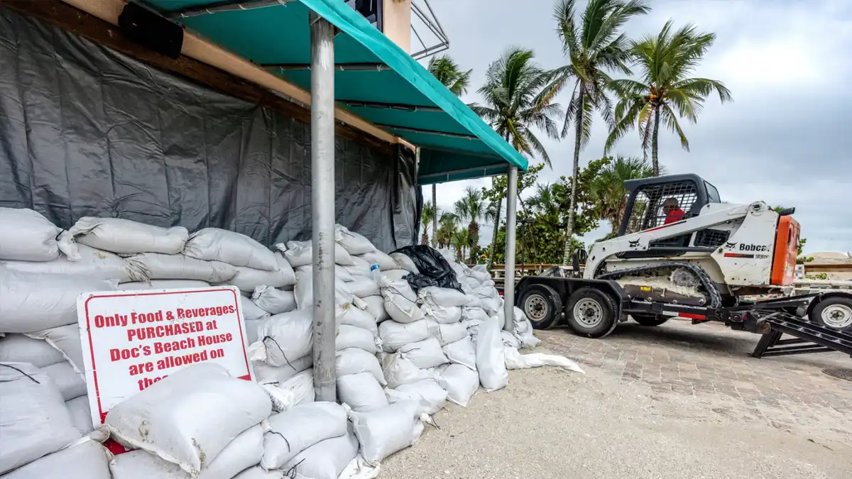 EUA se prepara para el huracán Milton, la tormenta del siglo