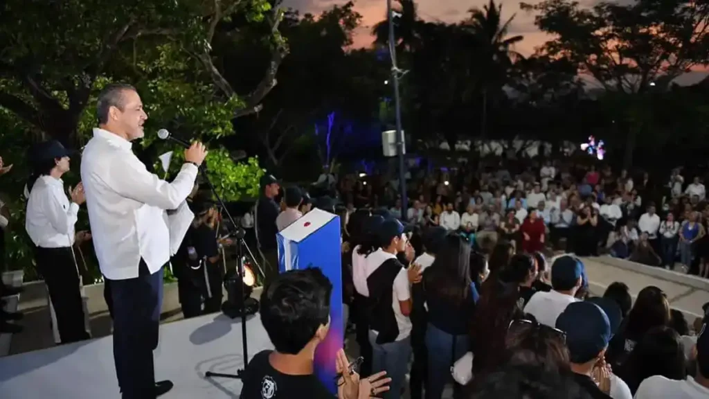 La UNACH celebra 50 años al frente del desarrollo de Chiapas 1 unach aniversario0001