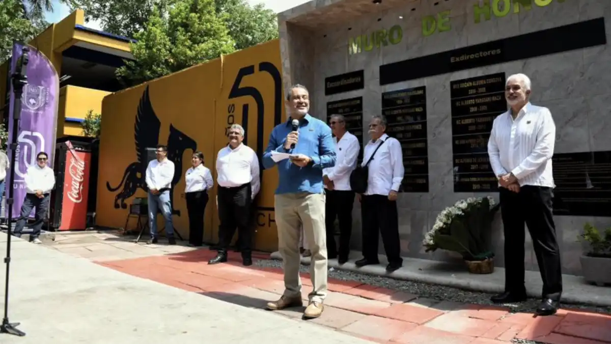 Reconocen a académicos de la UNACH por su legado en Medicina Veterinaria