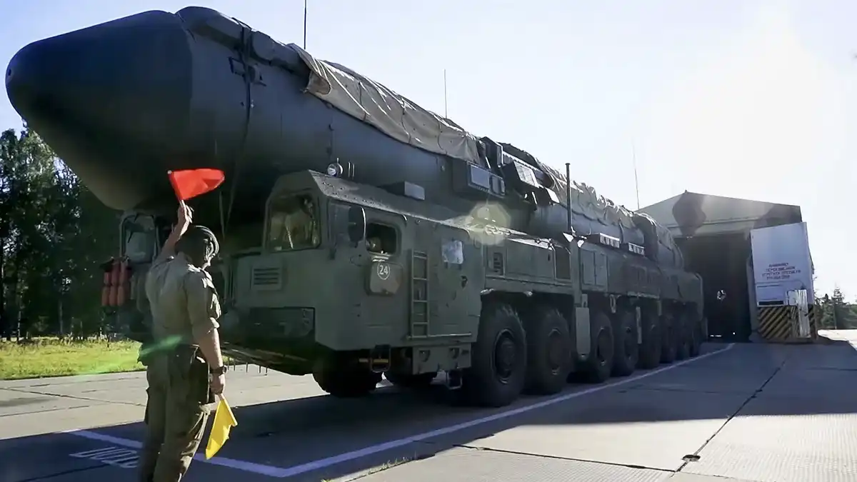 Rusia lanza un aviso a la OTAN en forma de misil balístico no nuclear