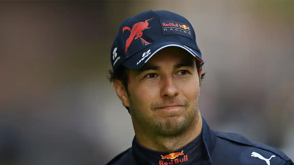 Montoya: Red Bull debería forzar el retiro de Checo