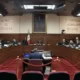 Morena impone Ley de Amparo de madrugada pese a críticas de inconstitucionalidad