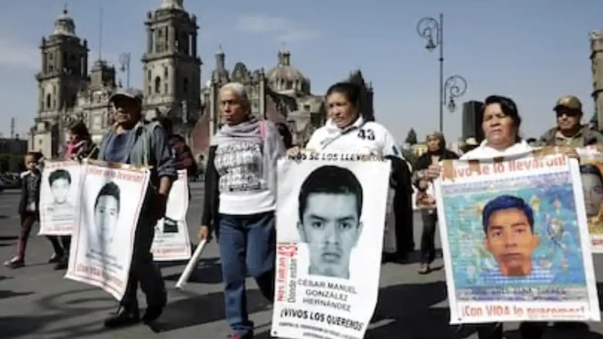 Detienen a David “N” por desaparición de los 43 normalistas de Ayotzinapa