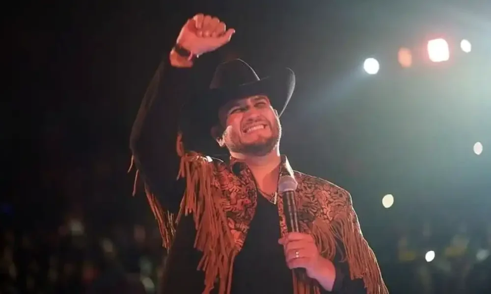 Víctor García regresa al no.1 de la radio en México con «Otra Vez”, al lado de Edén Muñoz