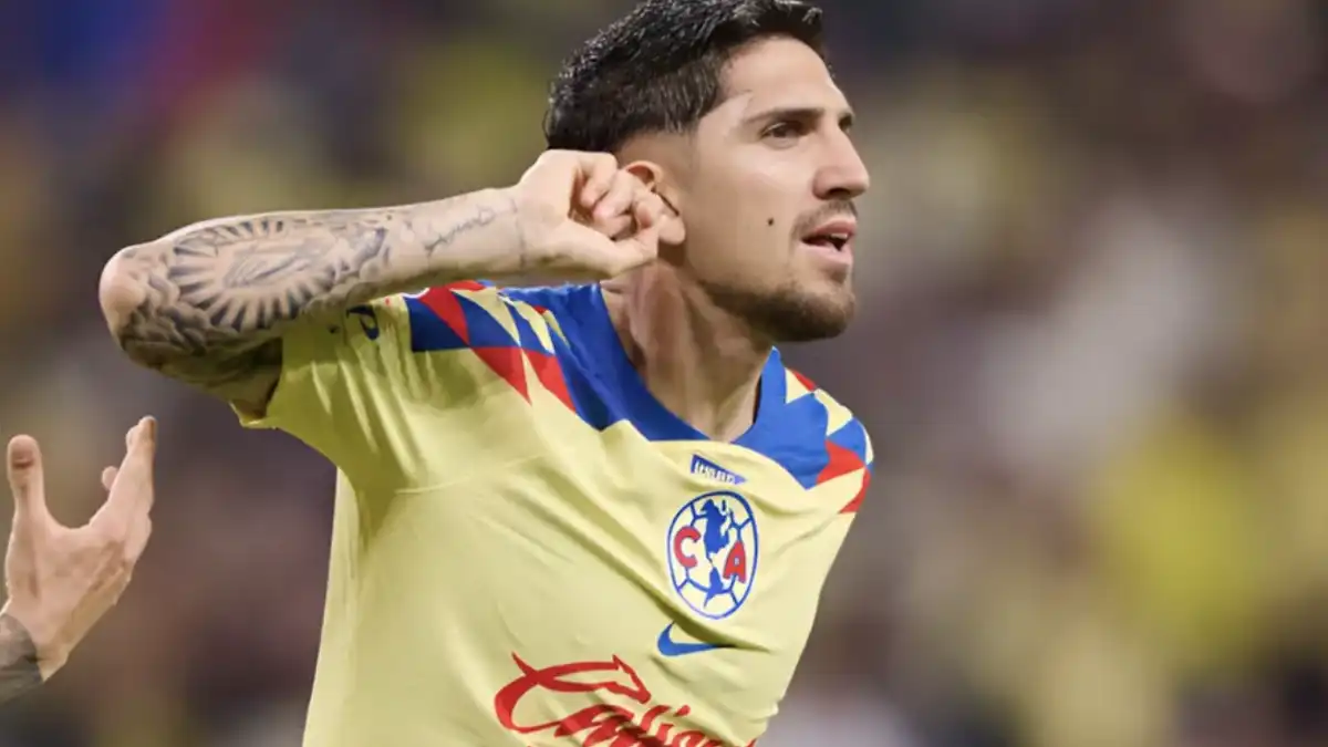Diego Valdés entrena para el encuentro de América de visita ante Santos Laguna
