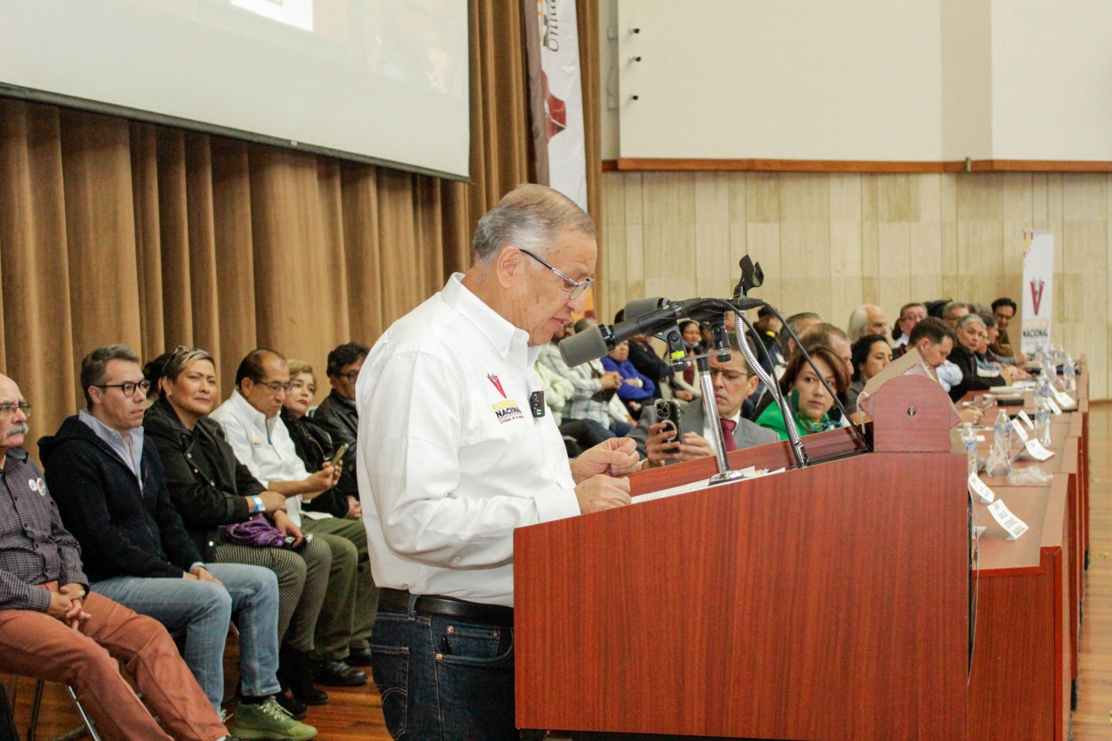 Dirigente de Unidad de las Izquierdas 
