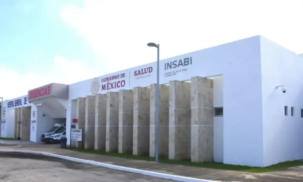Denuncia gobernador de Yucatán anomalías en el sector salud  