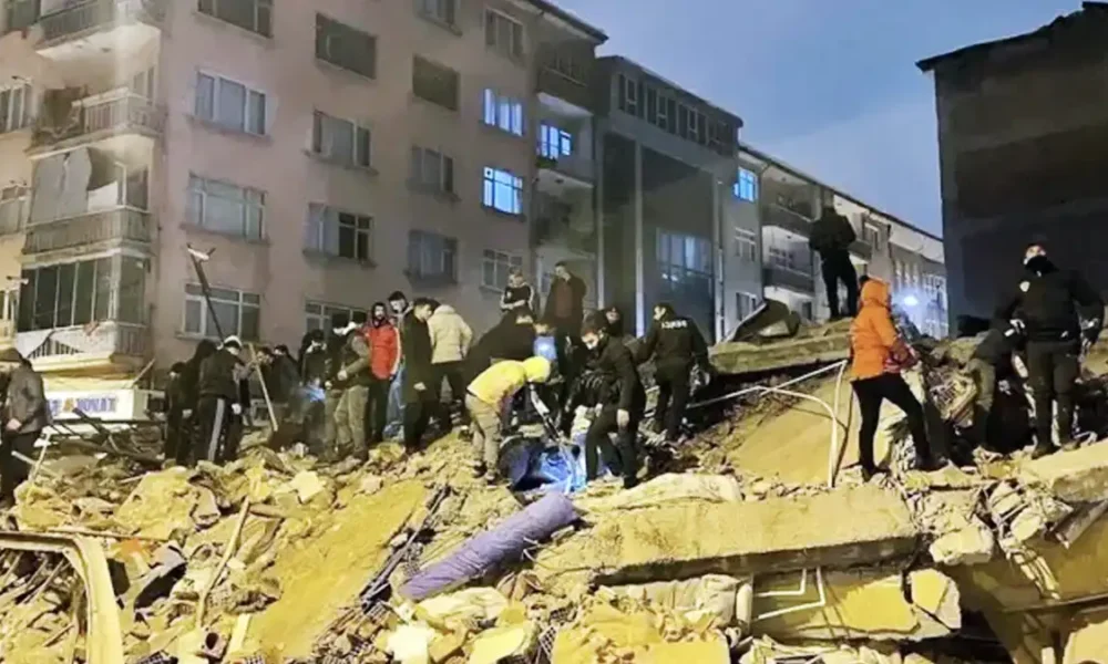 Sismo de 6,2 en Turquía despierta el miedo al «Gran Terremoto»