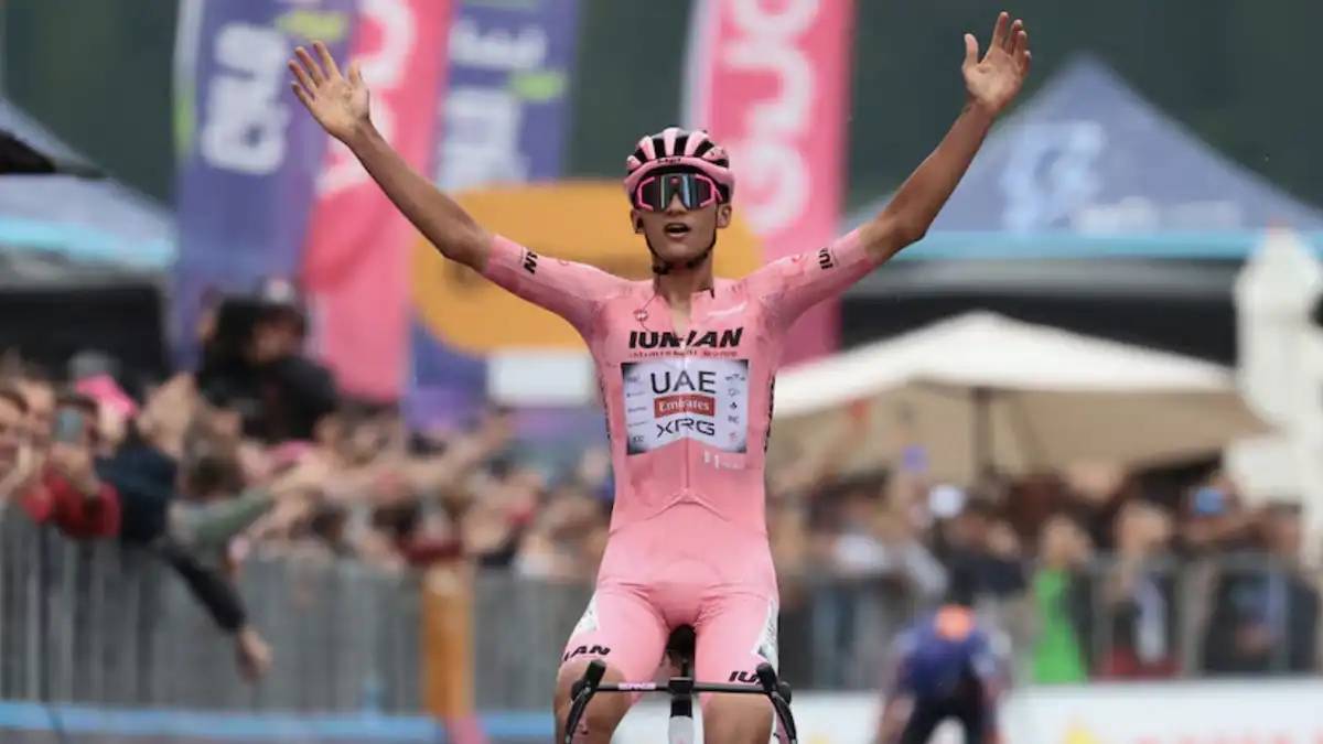 Del Toro hace historia en la etapa 17 del Giro de Italia