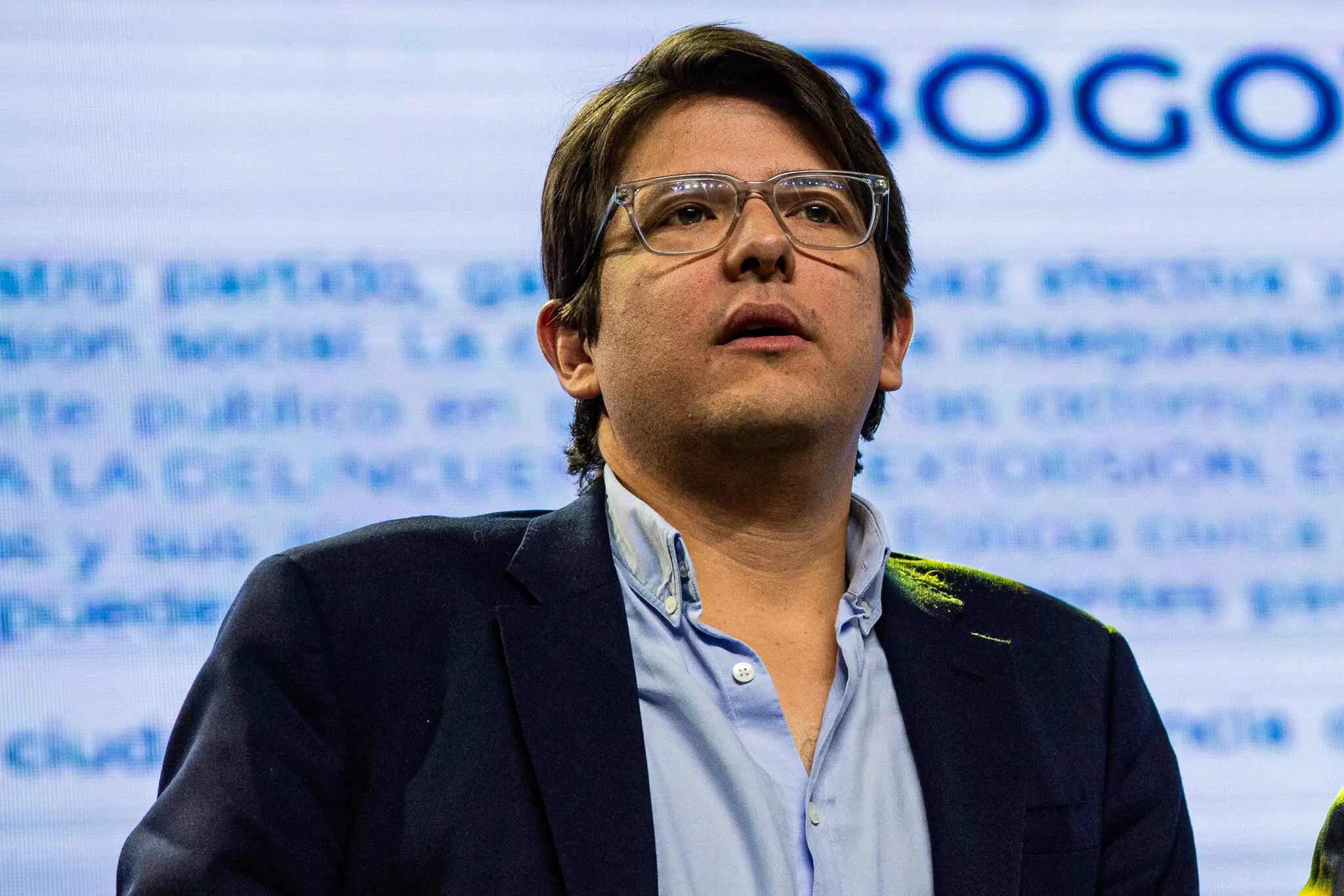 Candidato colombiano atacado a tiros en plena campaña