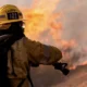 Incendio en San Juan de Aragón arrasa con bodega en CDMX