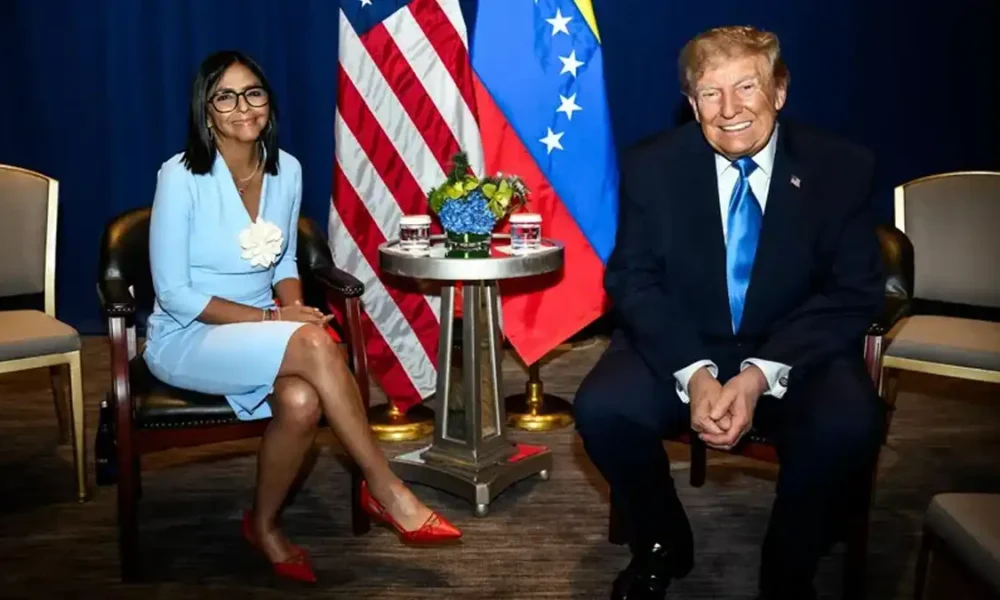 Trump y Delcy Rodríguez hablan sobre la deuda venezolana en Nueva York