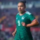 Charlyn Corral gana el trofeo Gerd Müller en la gala del Balón de Oro y es la primera mexicana premiada