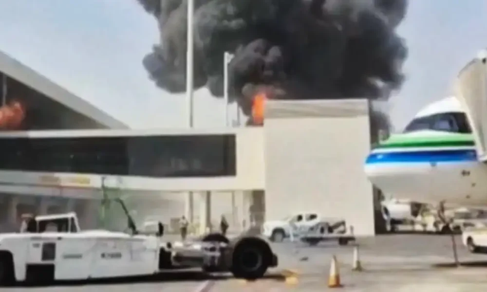 Ataque al aeropuerto de Riad deja al menos 12 muertos y 309 heridos en Arabia Saudita
