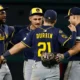 Milwaukee Brewers barren a los Dodgers y vuelven a la Serie Mundial tras 44 años
