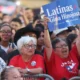Trump busca el voto latino antes de las elecciones intermedias