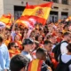 Enfrentamientos en la Puerta del Sol de Madrid durante el Día de la Hispanidad obligan a intervenir a la Policía