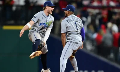 Rays vencen a Guardians 3-1 y quedan a un triunfo de la Serie Mundial